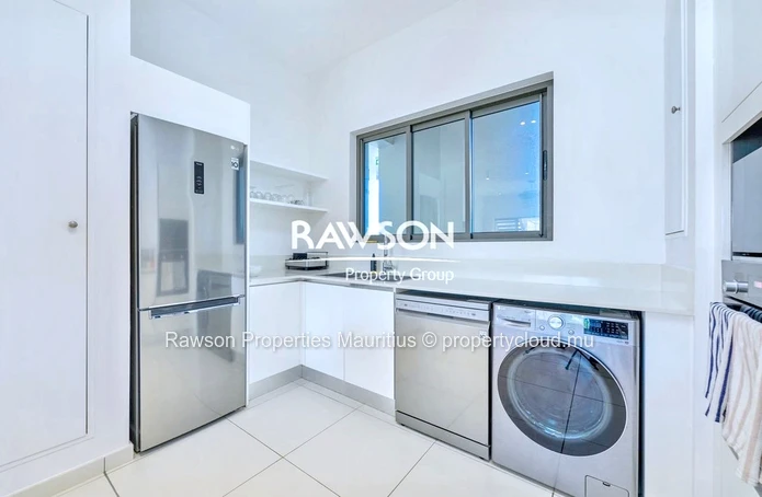 Pas Loin De La Mer, Penthouse A Vendre A Pereybere