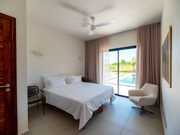 4 Bedroom Villa