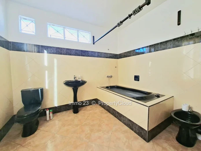 Houses / Villas - 3 bedrooms - Moka