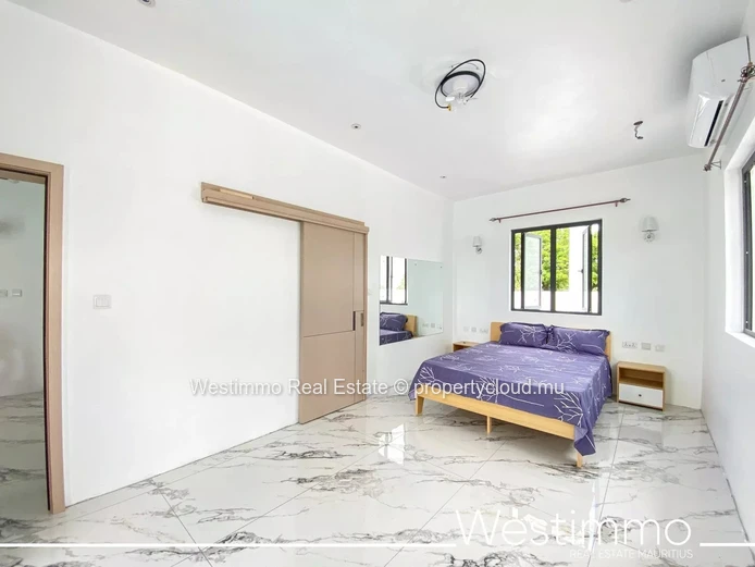 GRAND-BAIE CENTRE - Long term rental new villa with swimming pool.