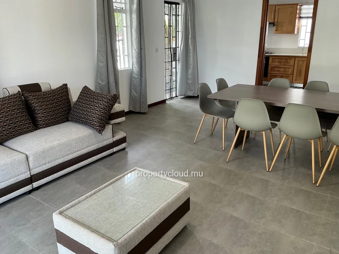 FOR RENT – Superb 5-Bedroom Family Villa in Pereybère
