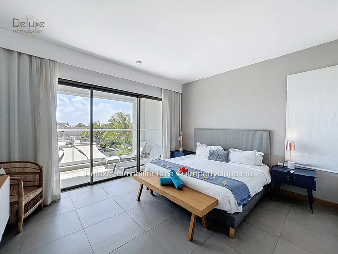 Luxurious 3-BR Apartment in Grand Gaube with Pool Access