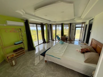 Stunning Coastal Oasis 