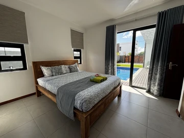 4 Bedroom Villa