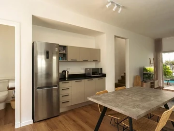 3 Bedroom Townhouse, Duplex