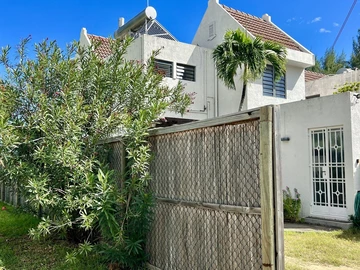 Townhouse, Duplex de 3 Chambres