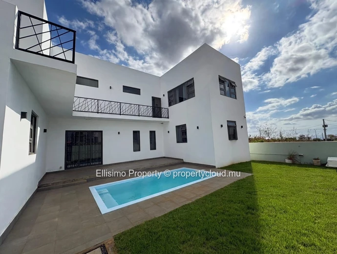 Maison de 5 chambres avec piscine à vendre à Albion
