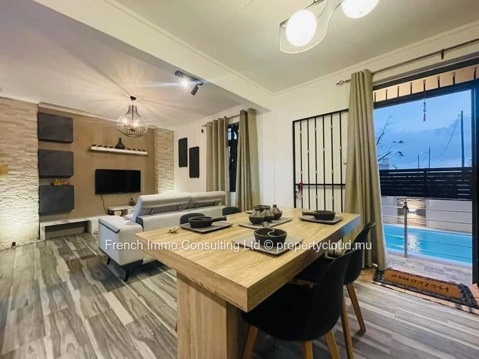 Villa 4 chambres, piscine , pereybere