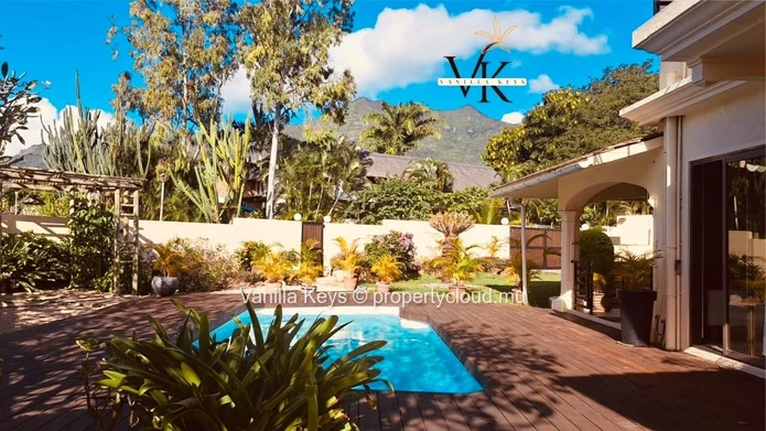 Magnifique villa 4 chambres en location long terme a Petite Rivière Noire