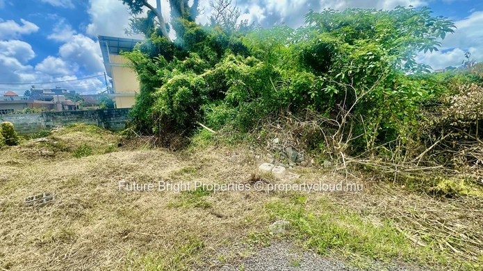 Terrain Résidentiel À Vendre À Palma – Quartier Paisible Et Recherché