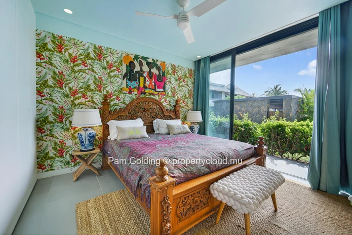 Appartement 3 chambres en bord de mer à vendre – Pereybère, Grand Baie