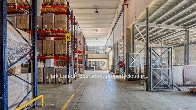 Warehouse for Sale in Roche Bois – Exceptional Investment Opportunity