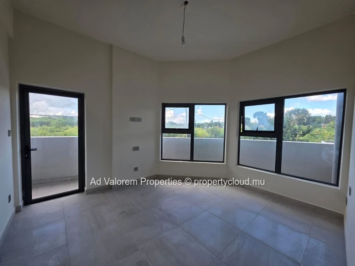For Sale – Sky Garden Trianon – 132 m², 3-Bedroom Apartment with Pool and Rooftop Access