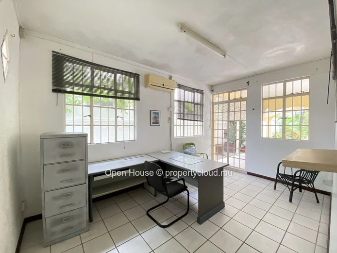 Villa 4 chambres avec piscine à louer à Trou aux Biches