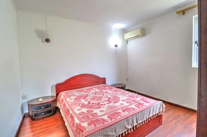 3-bedroom family home with garage and balcony – Pointe aux Biches