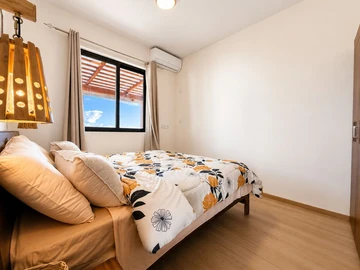 5 Bedroom Villa