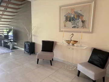 3 Bedroom Townhouse, Duplex