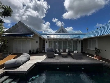 4 Bedroom Villa