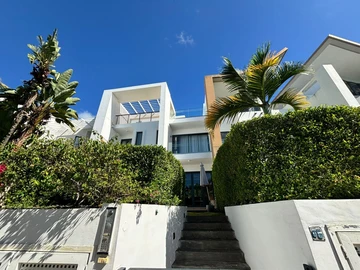 3 Bedroom Townhouse, Duplex