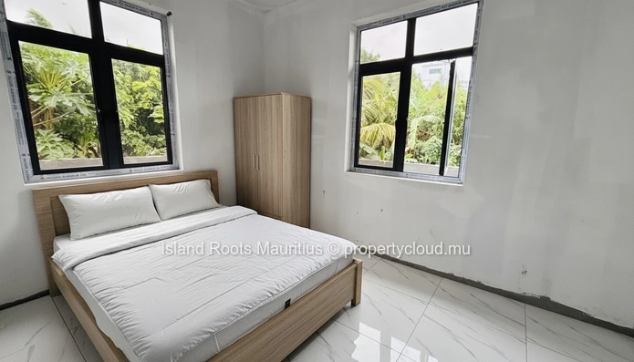 Villa de 2 chambres avec jardin à vendre à Grand Gaube.