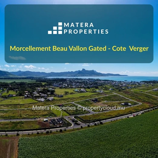 Terrain résidentiel de 845 m² à vendre à Beau Vallon