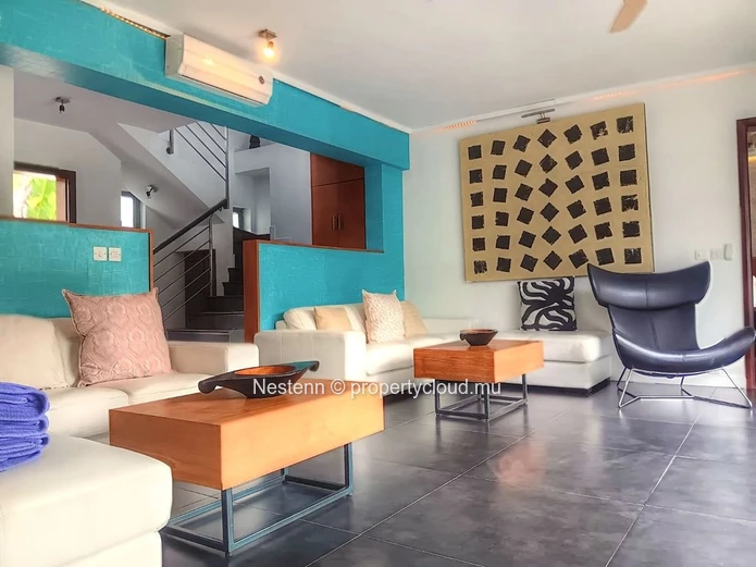 Villa luxueuse pieds dans l'eau avec acces direct a la plage