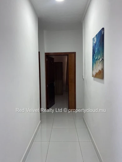 Appartement 3 Chambres à Louer – Flic en Flac | Vue sur Océan | Rs 45,000