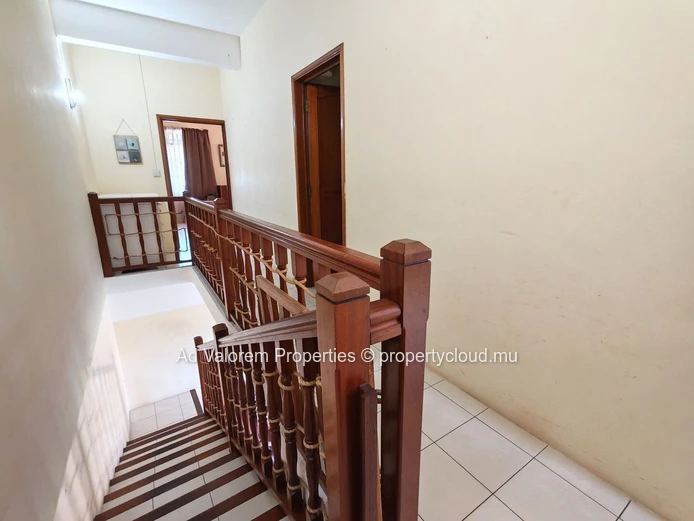 FOR SALE: Spacious 197 m² Duplex with Private Garden in Vacoas!