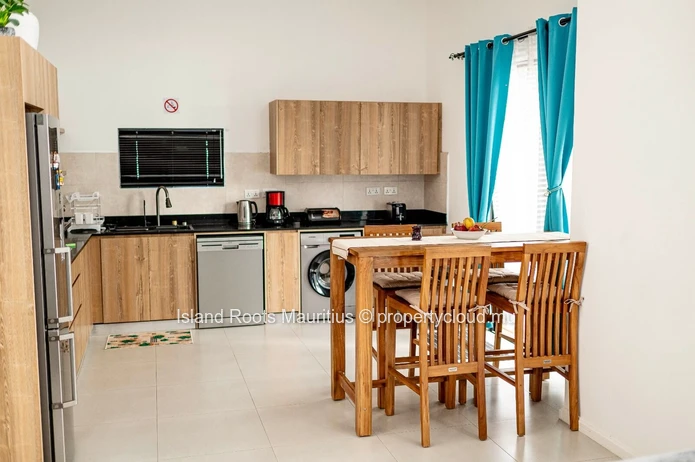Oustanding villa in rent in Pereybere