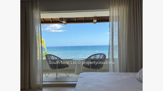 Appartement Duplex de Prestige en Front de Mer
