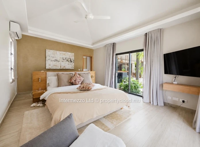 Villa PDS 4 Chambres en Suite à Grand Baie – Piscine, Terrasse, Gazebo – €