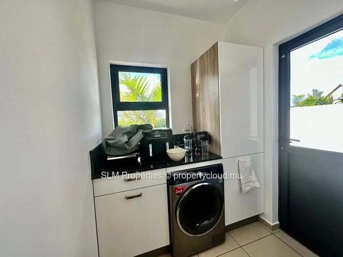 Helvetia , Moka -To Rent 3 bedroom duplex