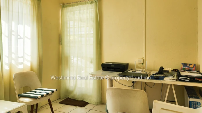Maison meublée de 150 m² avec piscine à louer à Tamarin