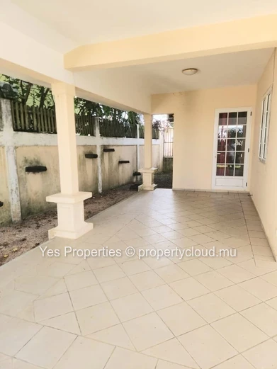 Villa - Calodyne - VALUE FOR MONEY - Rs 8.5M