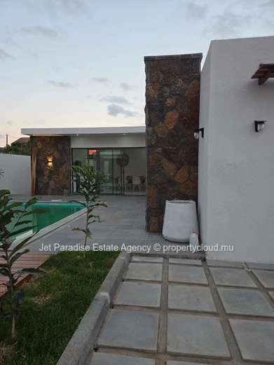 Beautiful Fully Furnished Villa