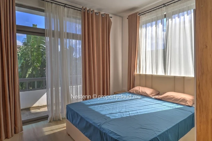 Modern 3-bedroom apartment with balcony