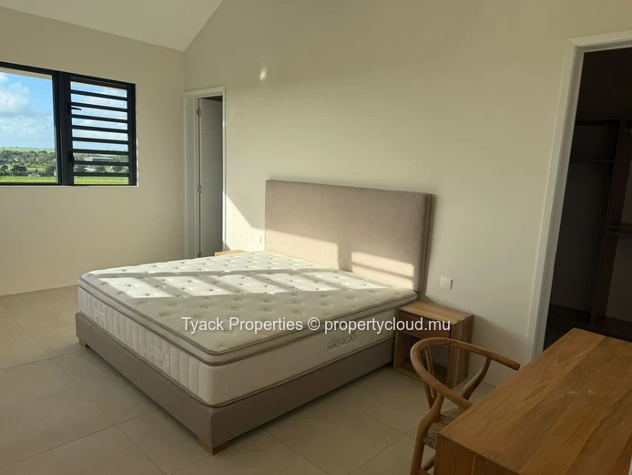Belle villa meublée avec piscine privée à louer à Belle Vue Harel
