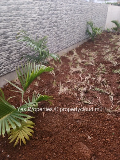 FOR SALE – 2 Beds Apartment -LIFT/GYM/POOL/BBQ AREA – Rs 4.99M! CALL