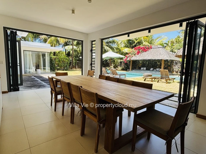 Pointe aux Canonniers - Belle maison familiale de 4 chambres en-suite avec piscine