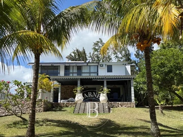 7 Bedroom House