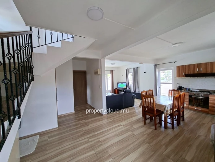 Flic-en-Flac – Charming 4-bedroom house with swimming pool in a residential area