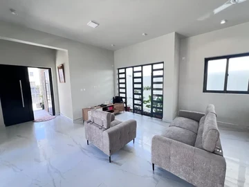 4 Bedroom Villa