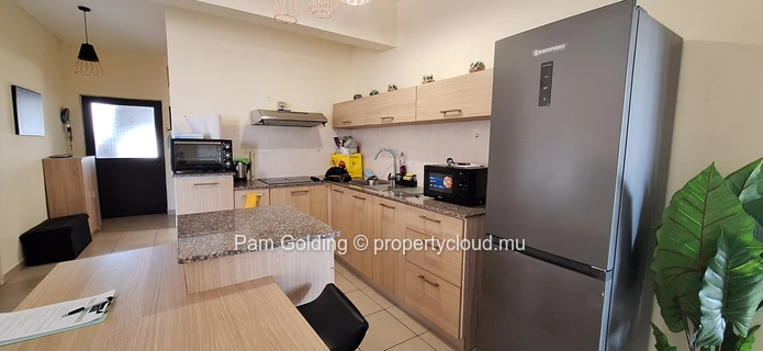 Appartement Moderne Meublé au Cœur de Flic en Flac