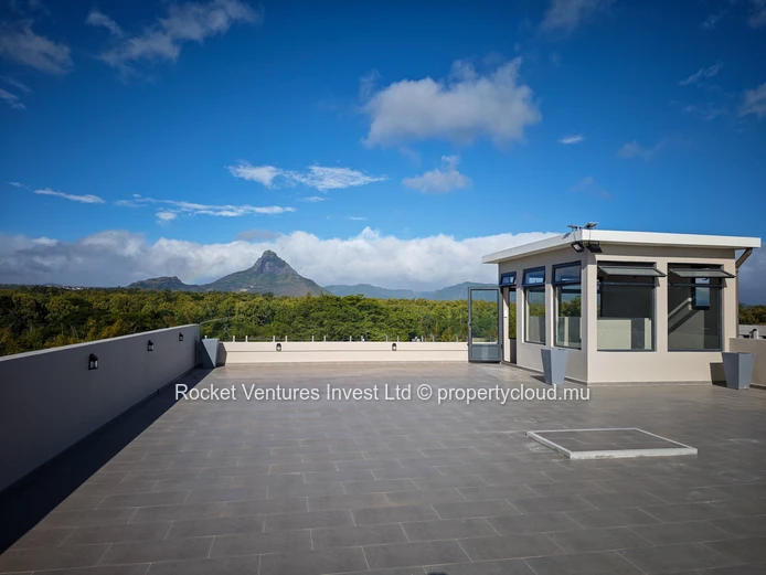 NEW Penthouse 3 chambres, Ouest, Flic en Flac (nouveau complexe résidentiel)
