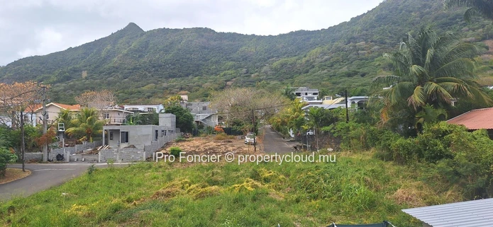 House for sale in La Gaulette -  Charming Two-Storey property with Strong Rental Potential 