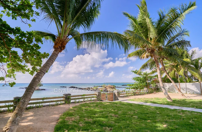 Maison meublée 150m² avec piscine à louer à Pointe aux Biches