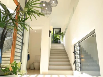 Contemporary villa with breathtaking lagoon views in Rivière Noire