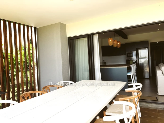 Seafront Ground Floor Apartment : St Antoine Residences