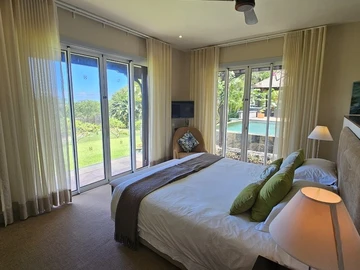 Fully renovated three bedroom Villa 