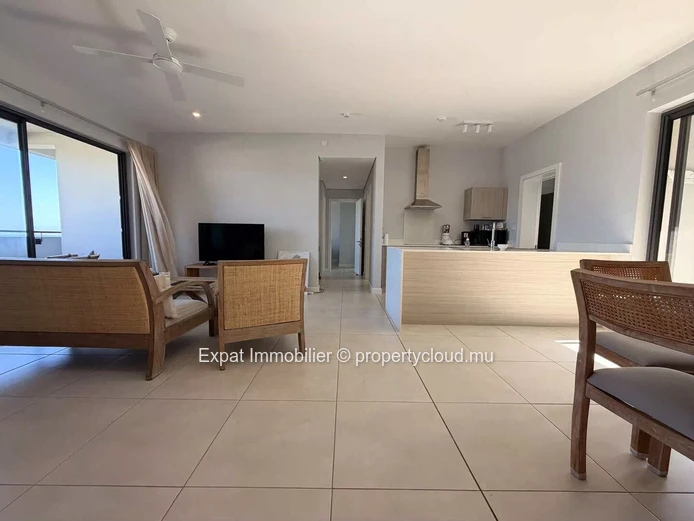 Appartement neuf 2 chambres avec grande terrasse et vue mer – À louer à Cascavelle